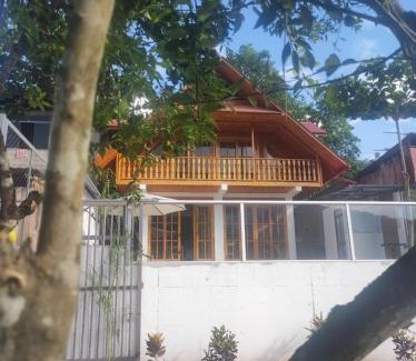 Chanchamayo Ski Chalet | Amazon Dreams Lodge Cabin Perene Chanchamayo
