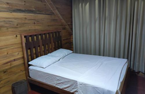 Chanchamayo Ski Chalet | Amazon Dreams Lodge Cabin Perene Chanchamayo