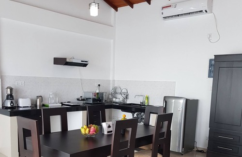 Aluthgama Bed & Breakfast | Amber House Lanka