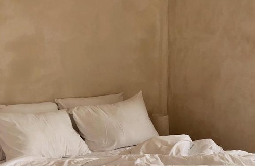 Tuy Hoa Hotel | AMBERGRIS