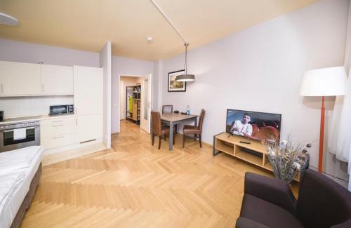 West Berlin Centre Apartment | AMC Apartments Bundesallee