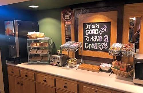 Cody Hotel | AmericInn by Wyndham Cody