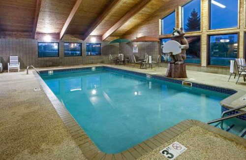 Tomah Hotel | AmericInn by Wyndham Tomah