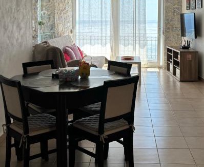 East Mani House | Amerini's Stone Guesthouse