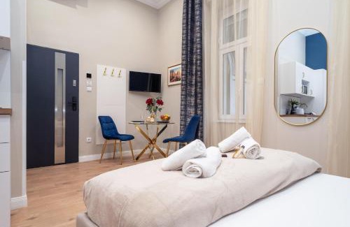 Palace District Apartment | Amethyst Apartments - Csepreghy