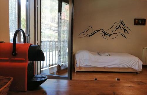 Pla de l'Ermita Apartment | Amplio estudio con balcón Erta 2