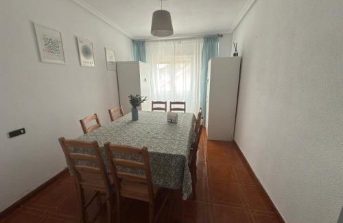 Ribadesella Apartment | Amplio piso a 2 min de la Playa Santa Marina