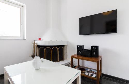 Nea Smirni Apartment | An adorable Apartment in Athens