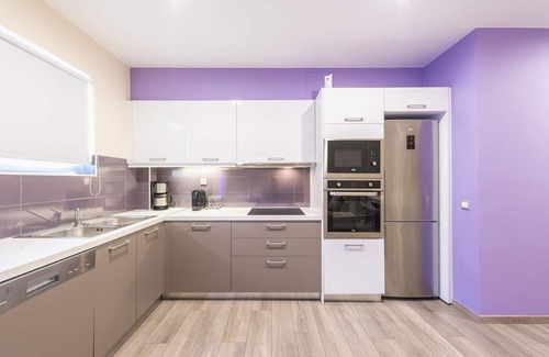 Glyfada Apartment | An Impressive 2 bdr Apt in Glyfada