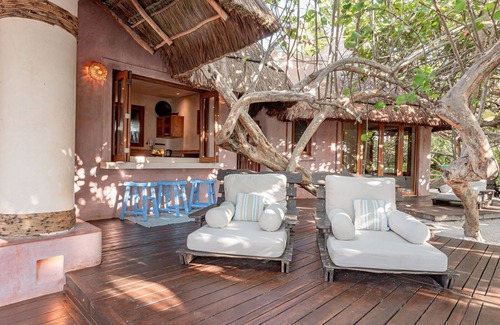 Chacchoben Villa | ANANA Casa Cantarena | Beachfront & Meals included