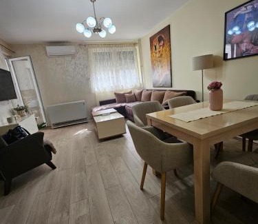 Paracin Apartment | Anastasija Lux 2
