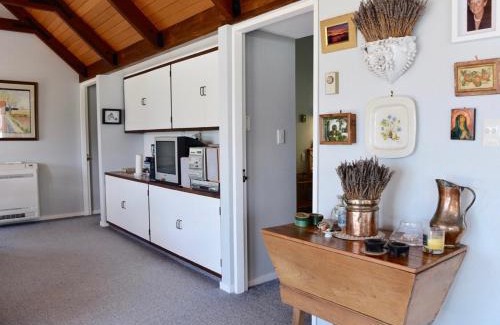Akaroa House | Anchor in Akaroa - Akaroa Holiday Home