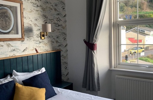Beer Hotel | Anchor Inn by Greene King Inns
