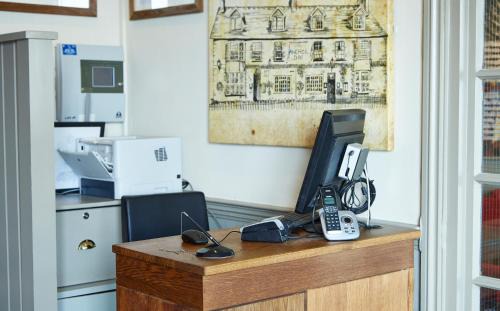 Beer Hotel | Anchor Inn by Greene King Inns