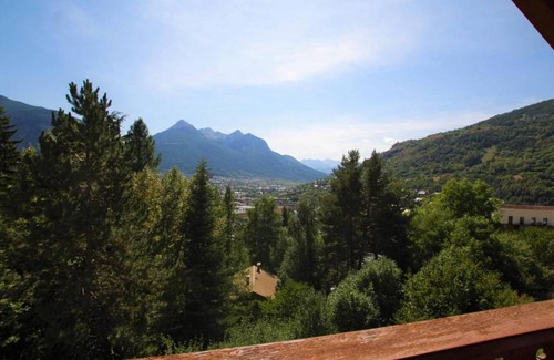 La Salle-les-Alpes Apartment | Ancienne Ferme de Village