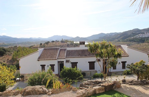 Vinuela Cottage | Andalusian Family Getaway