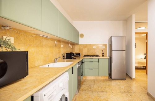 Jaffa Apartment | Andromeda's Charm by Sea N' Rent