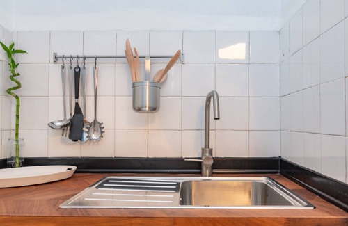 Penha de Franca Apartment | Anjos' City Escape