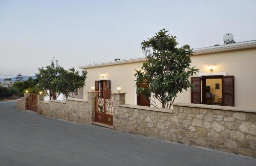 Kissamos House | Anna 's House - Garden Cottage in Kissamos