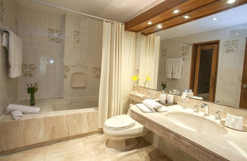 Leuro Hotel | ANTARA HOTEL & SUITES - MIRAFLORES