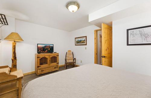 Fall River Estates House | Antlers Pointe 1 by Estes Park Condos
