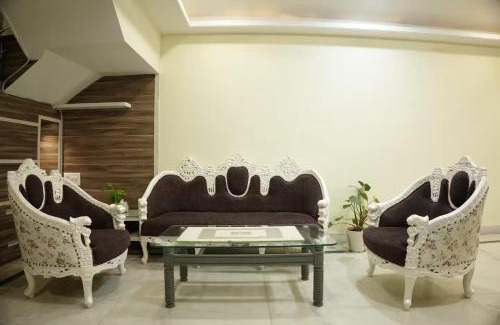 Bhopal House | Antra's Guest House