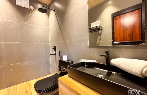 Lansdowne Hotel | Anupraas Resort