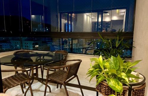Vila Julia Apartment | Ap Moderno com vista mar Piscina Ar Condicionado no Guarujá