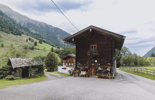 Fusch an der Grossglocknerstrasse Apartment | Apartment in Fusch near Grossglockner Road