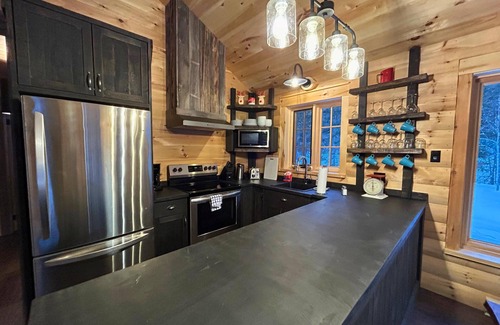 La Malbaie Ski Chalet | Apache - Chalet Tout Confort Avec Jacuzzi