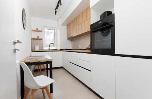 Tractorul Apartment | Apart B&V 55 Qualis 2 - Scenic Mountain Retreat