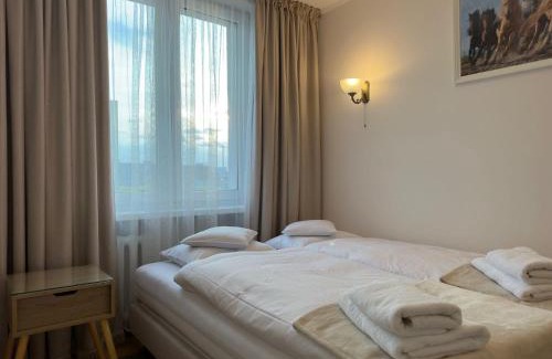Brodno Apartment | Apartament Bazyliańska - 100m do Metra "Bródno", 20 minut do centrum Warszawy