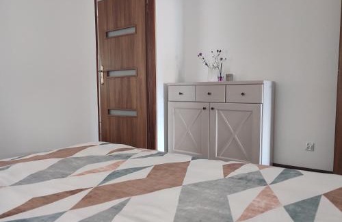 Mikolajki Apartment | Apartament Daleko od szosy