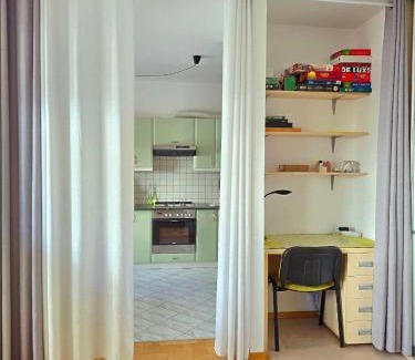Ursynow Apartment | Apartament Przy Metrze i Przy Lesie