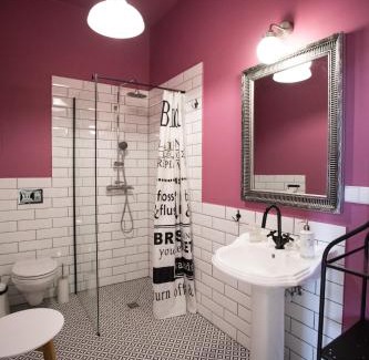 Stare Miasto Apartment | Apartament Raphael z parkingiem