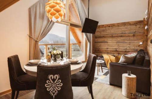 Bialka Tatrzanska Apartment | Apartament Stary Drewniany Białka Ski Resort -obok Termy Bania i Kotelnica