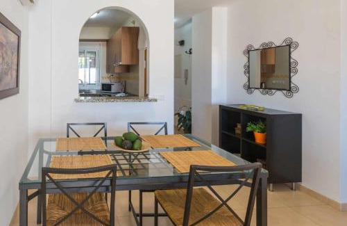 Chimenea Apartment | Apartamento 2 Dormitorios con vistas a la Piscina