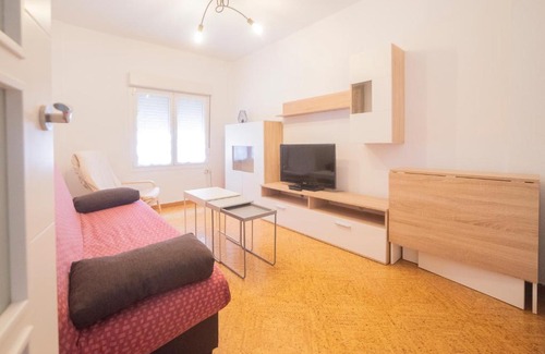 Distrito Llano Apartment | Apartamento Bécquer