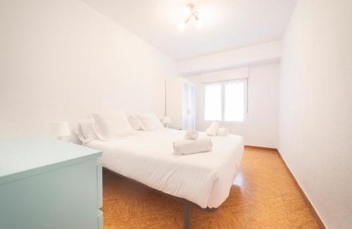 Distrito Llano Apartment | Apartamento Bécquer