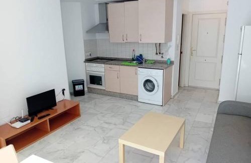 Bailen-Miraflores Apartment | Apartamento Berrocal