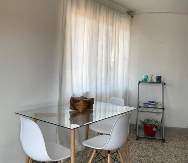 Medellin Apartment | Apartamento cómodo en Medellín