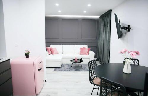 San Francisco-Ribera Apartment | Apartamento Deluxe Lineros 34 con parking a 150 mts