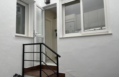 San Miguel-Capuchinos Apartment | Apartamento El Patio de Alfonso XIII