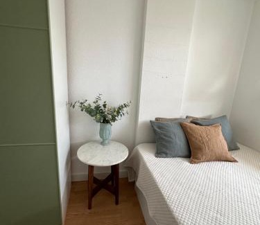 Faro de Cullera Apartment | Apartamento in Cullera. Spain