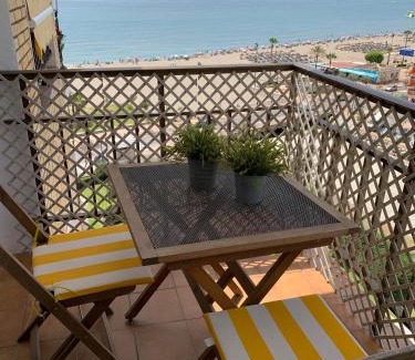 Torreblanca Apartment | Apartamento Primera Línea Brisa de Mar by gms apartamentos