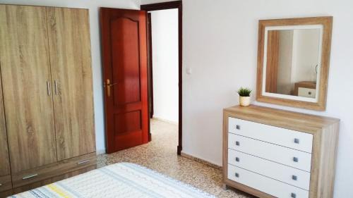 Rota Apartment | APARTAMENTO VILLA DE ROTA - VISTA MAR, 135m2, Terraza, SAT TV y más