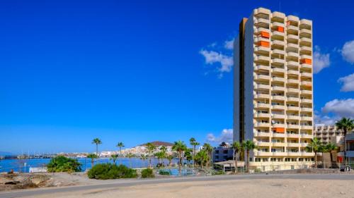 Los Cristianos Apartment | Apartamentos Costamar