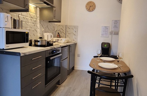 Grangetown Apartment | ApartHotel - Flat 9 (1 bed)