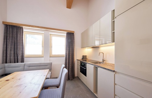 Ravaisch Apartment | Aparthotel Grischuna