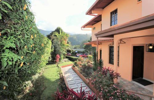 Boquete Apartment | Aparthotel Los Pinos